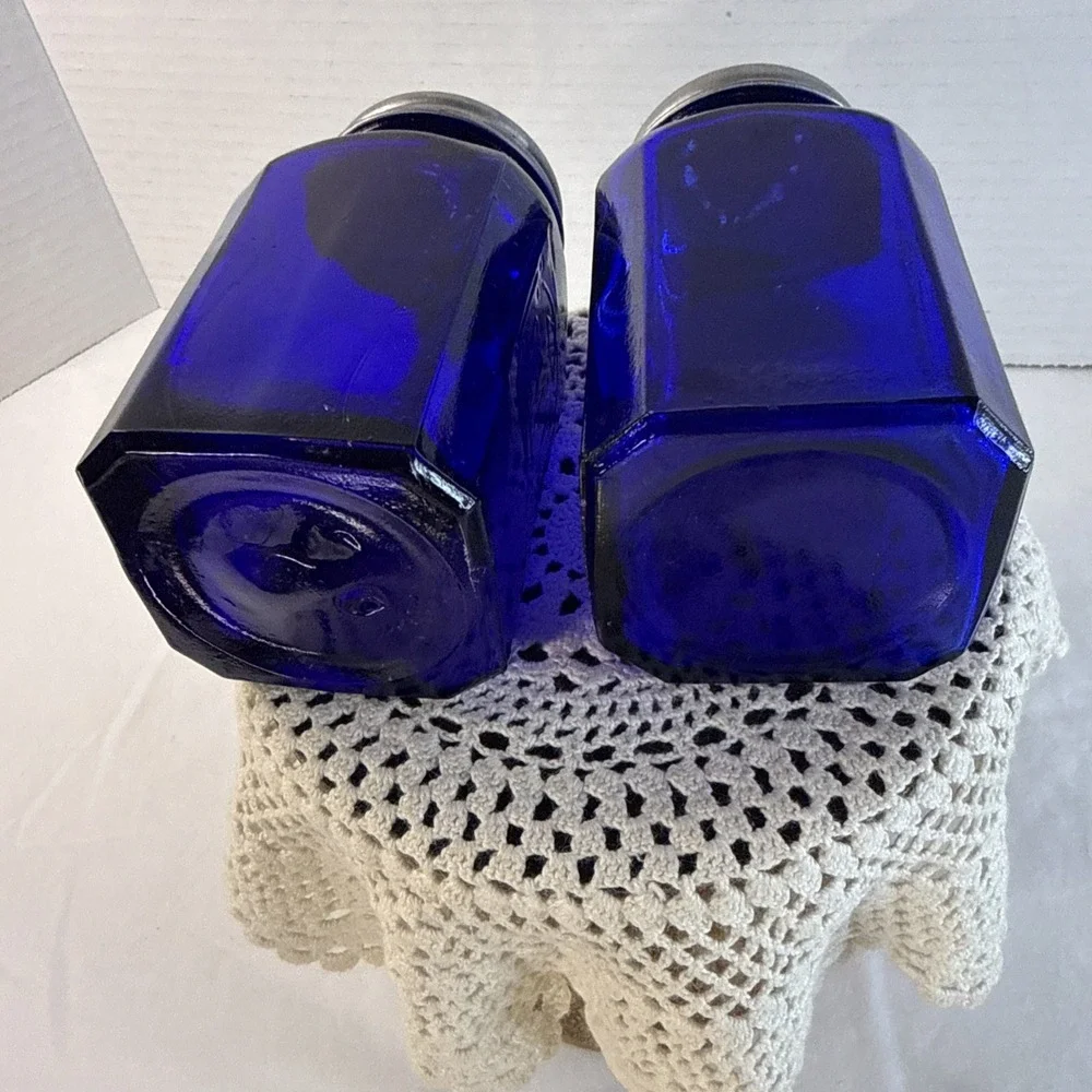Vtg COBALT BLUE Glass Range SALT & PEPPER Square Shaker Set Art Deco w Holder
